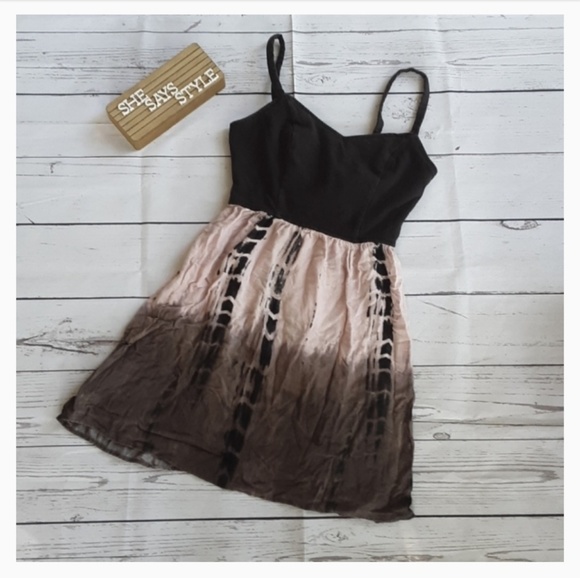 American Eagle Outfitters Tops - American Eagle tyedye tank American Eagle Outfitters Tops - American Eagle tyedye tank